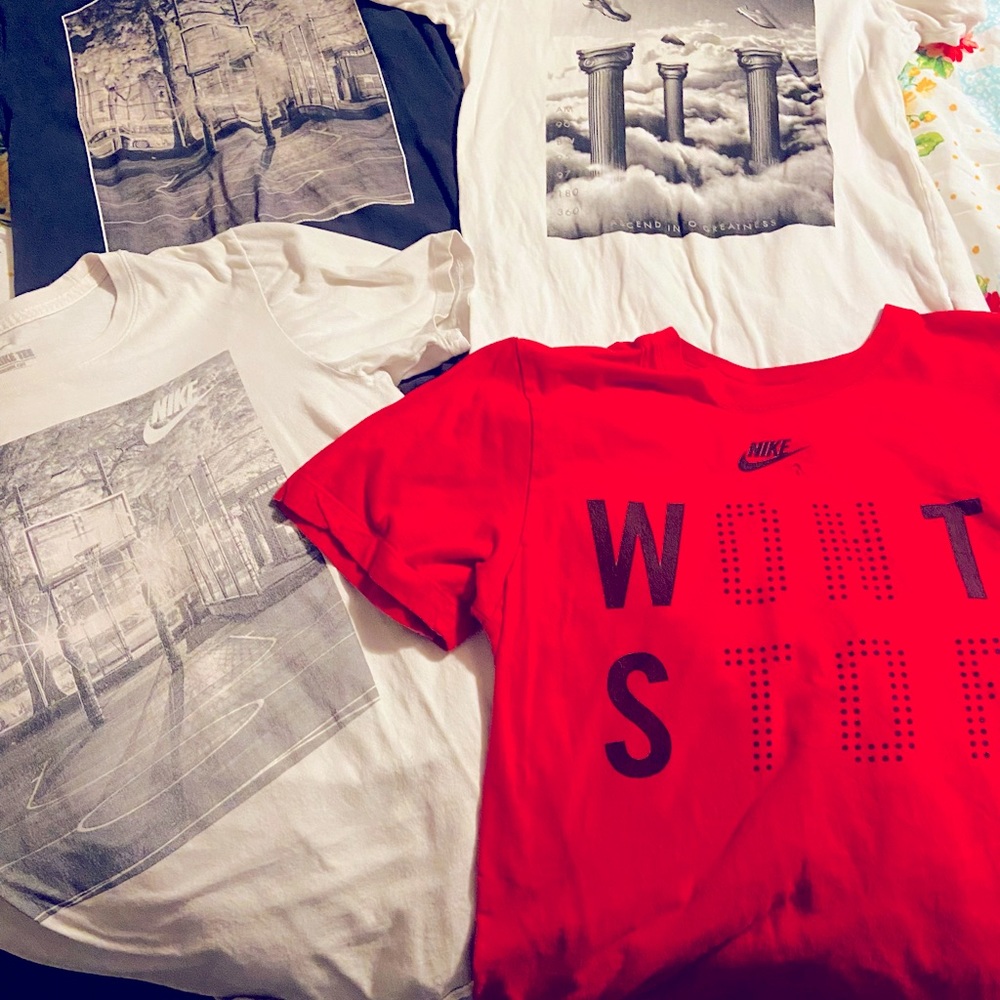 Men’s Nike shirts